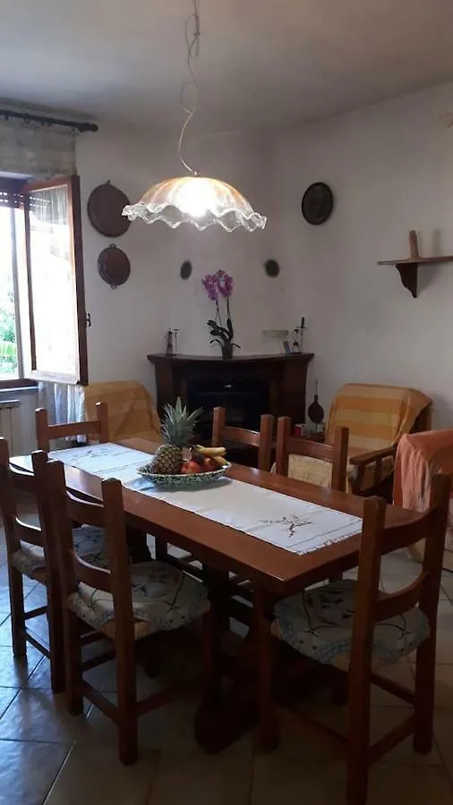 Casa Ferdani Lunigiana Villa Terrarossa  Casa vacanze Terrarossa (Tuscany)